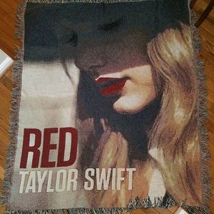 Taylor Swift RED blanket